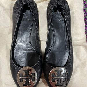 Black Tory Burch size 8 flats